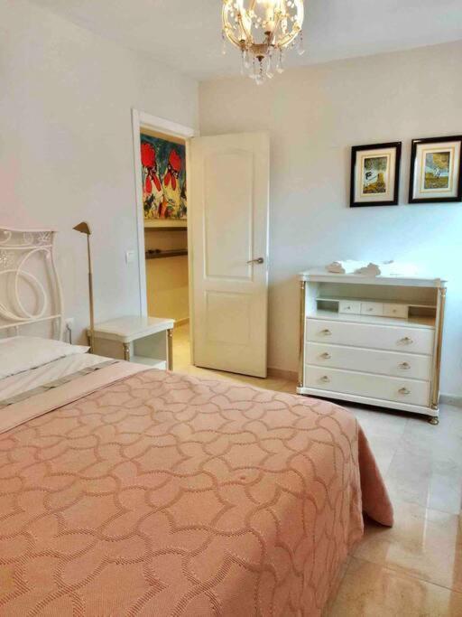 Apartamento As Tres Pitas Apartment Villanueva De Arosa Bagian luar foto